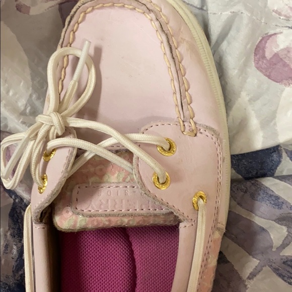 Pink sperry’s - Picture 6 of 10